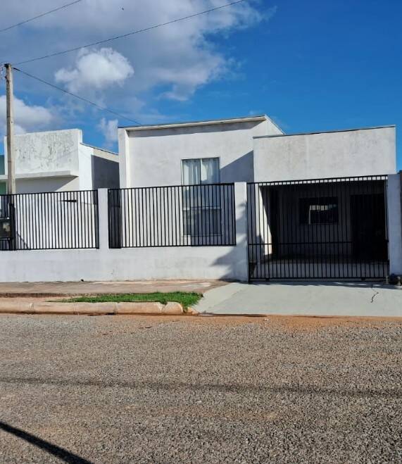 #1413 - Casa para Venda em Lucas do Rio Verde - MT