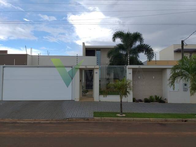 #585 - Casa para Venda em Lucas do Rio Verde - MT - 1