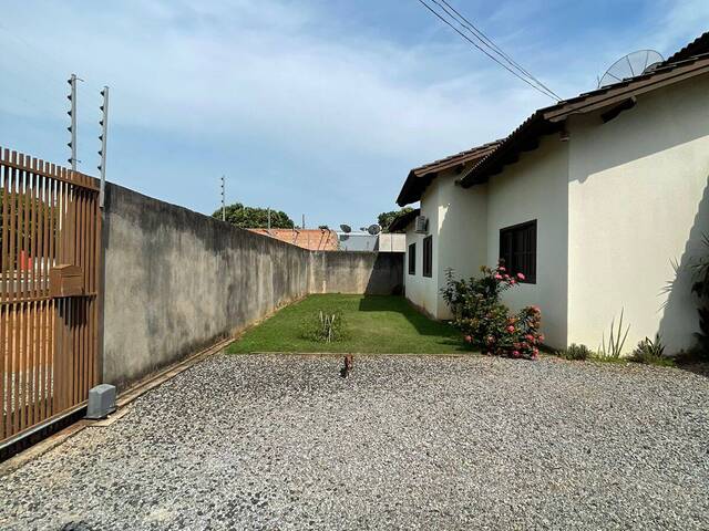 #1102 - Casa para Venda em Lucas do Rio Verde - MT - 3