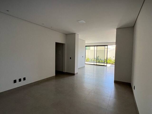 #1369 - Apartamento para Venda em Lucas do Rio Verde - MT