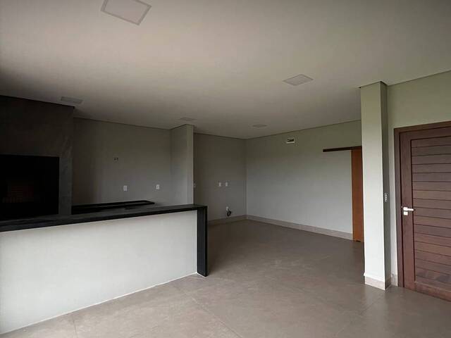 #1276 - Apartamento para Locação em Lucas do Rio Verde - MT