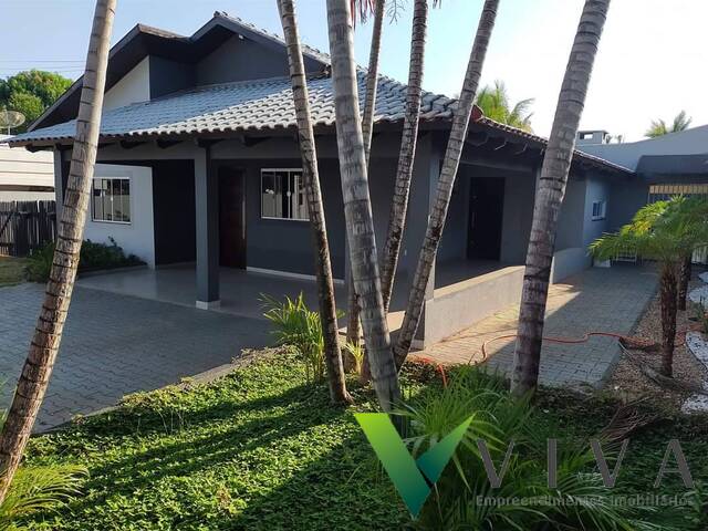 #1519 - Casa para Venda em Lucas do Rio Verde - MT